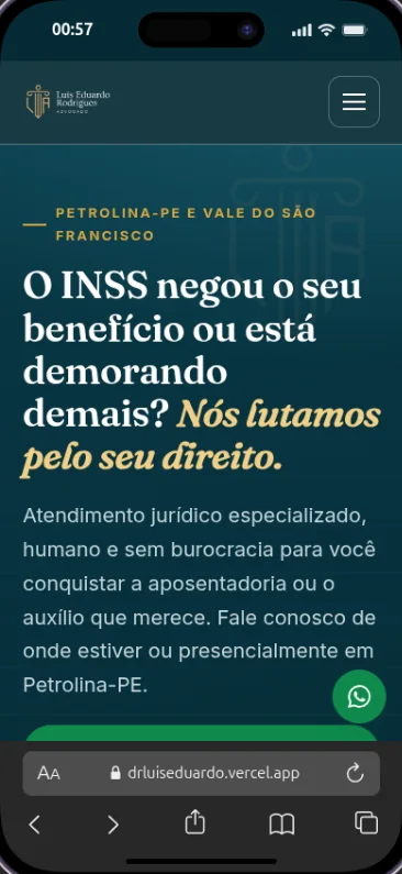Versão mobile do site do Dr. Luis Eduardo Rodrigues de Melo, aberta no celular